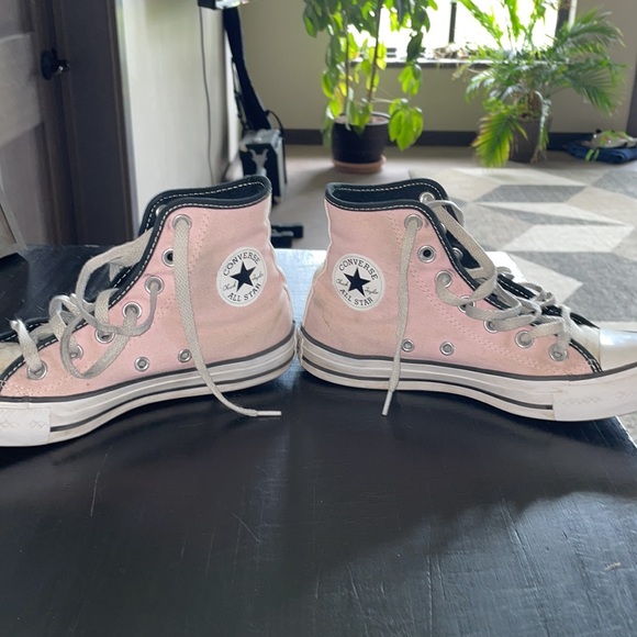 Custom Hightop Converse -zebra print outside, pink inside - Picture 3 of 7